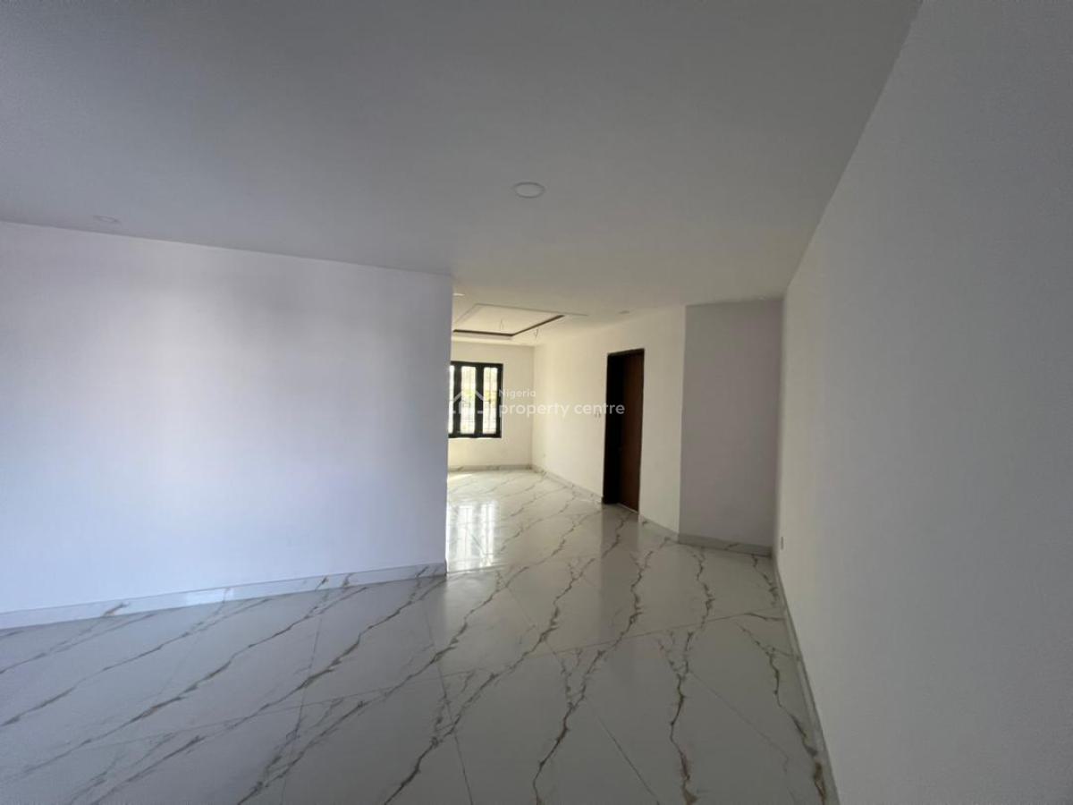 Brand New 3 Bedroom Apartment/bq, Lekki Phase 1, Lekki, Lagos, Flat / Apartment for Rent