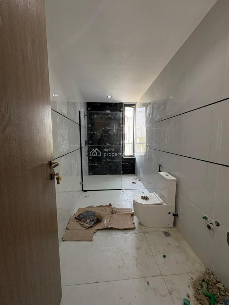 5-bedroom Semi-detached Duplex with 2 Bq, Lekki, Lagos, Semi-detached Duplex for Rent