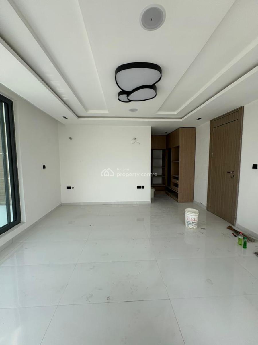 5-bedroom Semi-detached Duplex with 2 Bq, Lekki, Lagos, Semi-detached Duplex for Rent