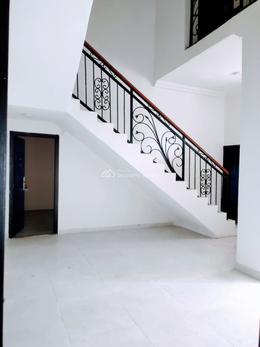 Standard and Luxury Four (4) Bedroom Duplex, Shelter Afrique Estate, Uyo, Akwa Ibom, Semi-detached Duplex for Rent