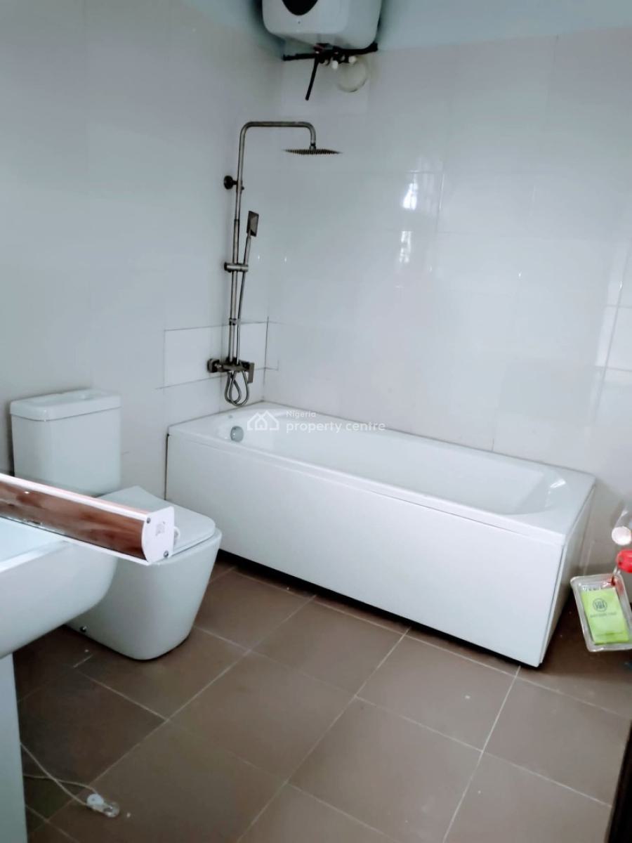 Standard and Luxury Four (4) Bedroom Duplex, Shelter Afrique Estate, Uyo, Akwa Ibom, Semi-detached Duplex for Rent