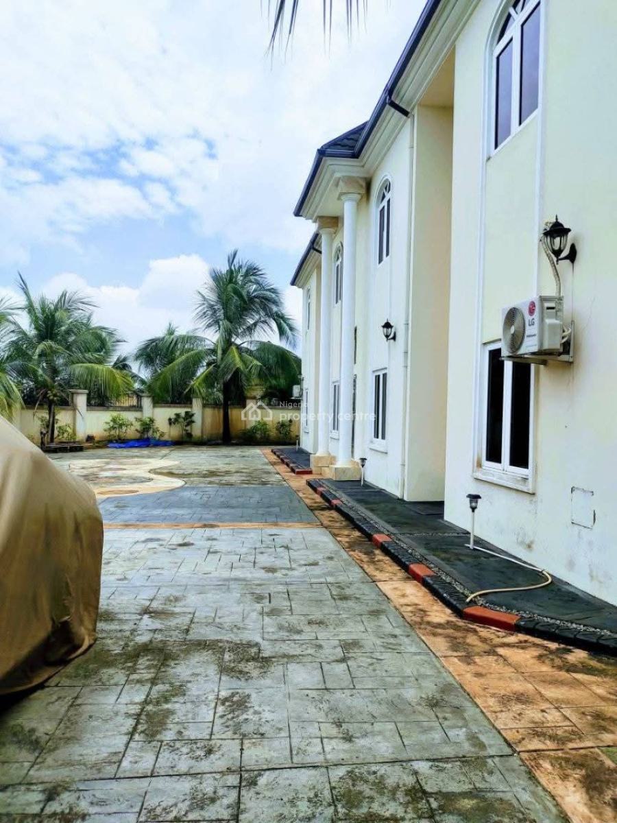 Standard and Luxury Four (4) Bedroom Duplex, Shelter Afrique Estate, Uyo, Akwa Ibom, Semi-detached Duplex for Rent