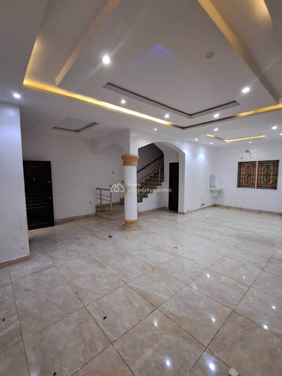 Old But Well Maintained 4 Bedroom Terrace Duplex, Gra Phase 2, Magodo, Lagos, Terraced Duplex for Rent