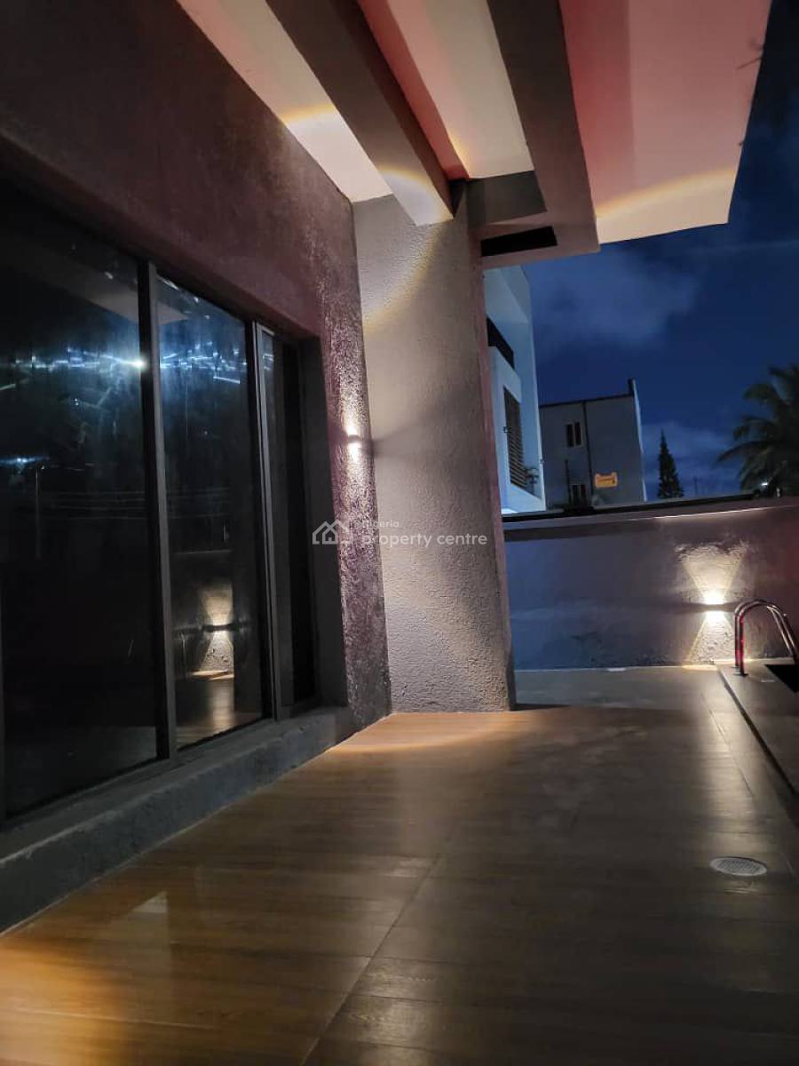 Luxurious Fully Furnished 2 Bedroom Apartment with Pool, Lekki Phase 1, Lekki, Lagos, Flat / Apartment for Rent