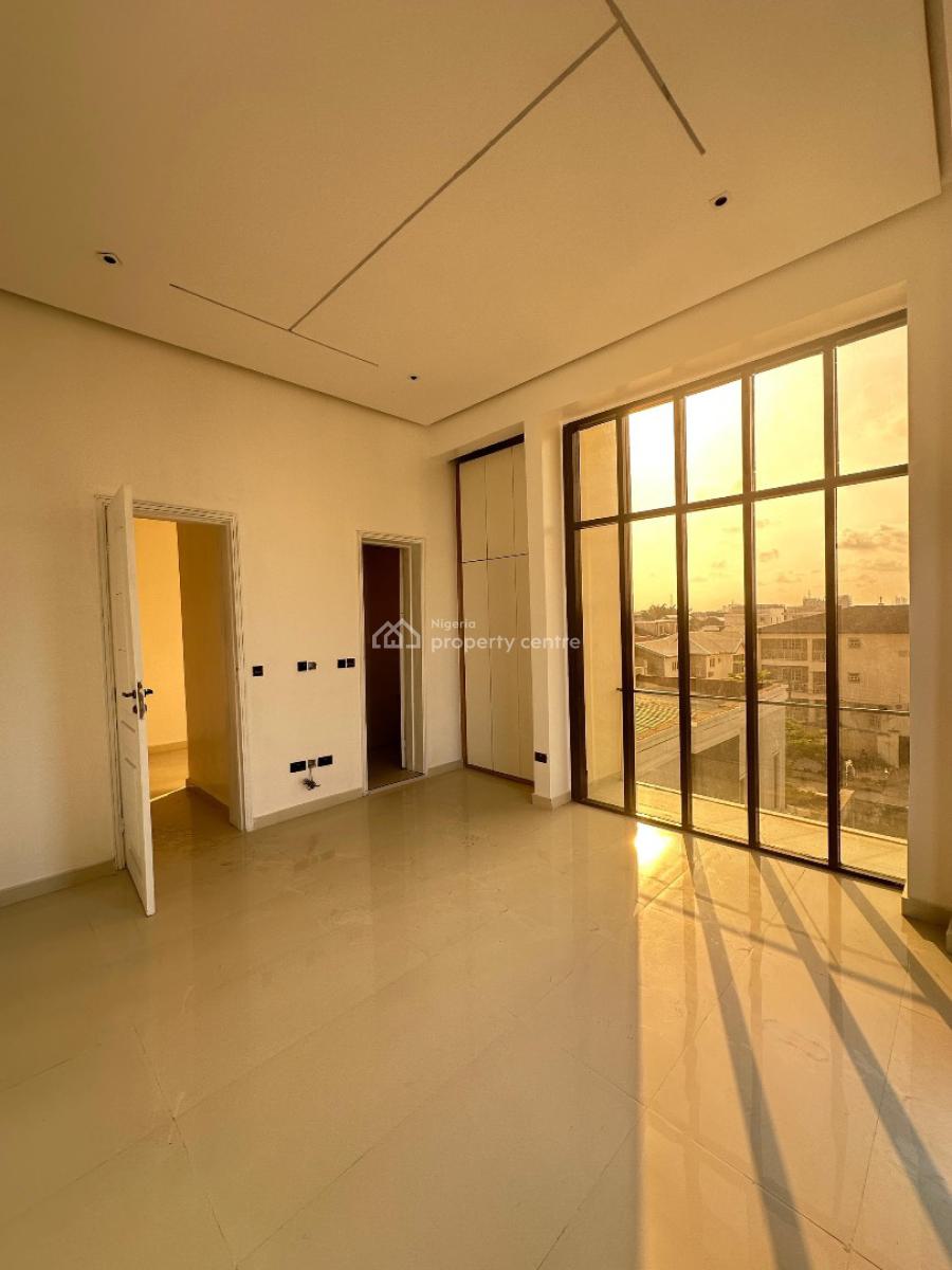 3 Bedroom Apartment, Lekki Phase 1, Lekki, Lagos, Flat / Apartment for Sale