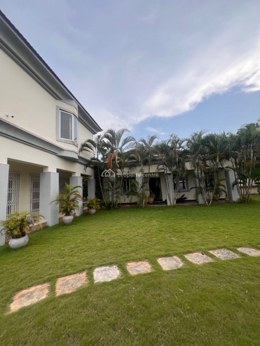 Luxurious and Very Spacious 5 Bedroom Villa ,with Gym , Swimming Pool, Vgc, Lekki, Lagos, Detached Duplex for Sale