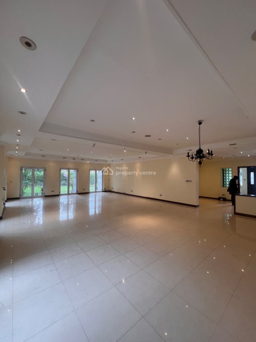 Luxurious and Very Spacious 5 Bedroom Villa ,with Gym , Swimming Pool, Vgc, Lekki, Lagos, Detached Duplex for Sale