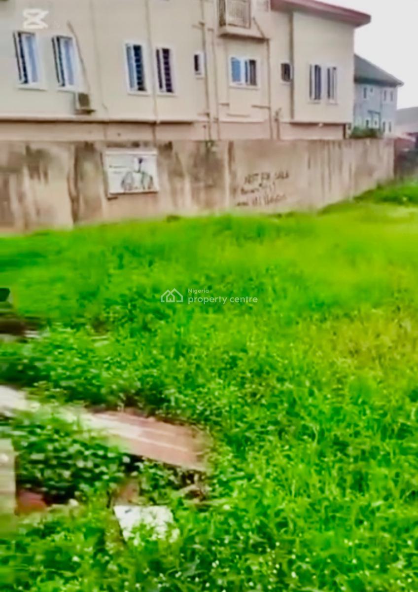 Gated and Fenced in a Nice Tarred Area  670sqm, Fadeyi, Yaba, Lagos, Land for Sale