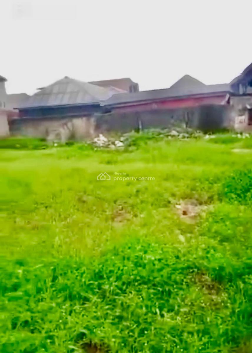 Gated and Fenced in a Nice Tarred Area  670sqm, Fadeyi, Yaba, Lagos, Land for Sale