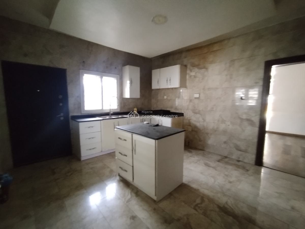 Well Maintained 4 Bedrooms Semi Detached House, Chevron Alternative Route, By 2nd Till Gate, Lekki, Lagos, Semi-detached Duplex for Rent
