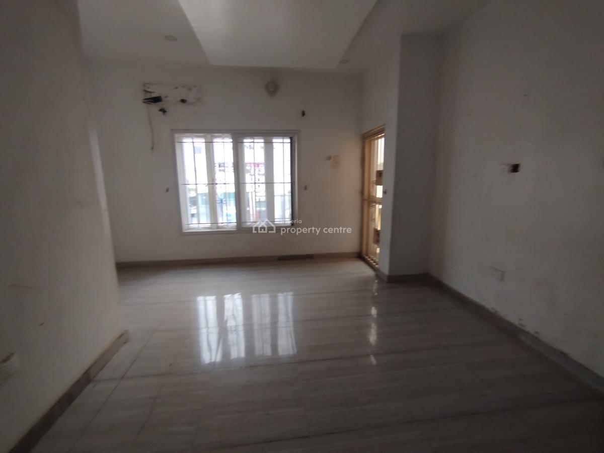 Well Maintained 4 Bedrooms Semi Detached House, Chevron Alternative Route, By 2nd Till Gate, Lekki, Lagos, Semi-detached Duplex for Rent