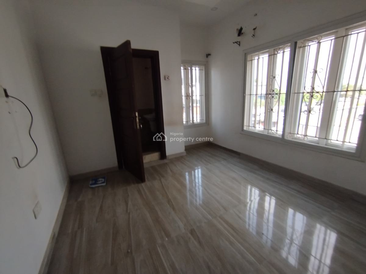 Well Maintained 4 Bedrooms Semi Detached House, Chevron Alternative Route, By 2nd Till Gate, Lekki, Lagos, Semi-detached Duplex for Rent
