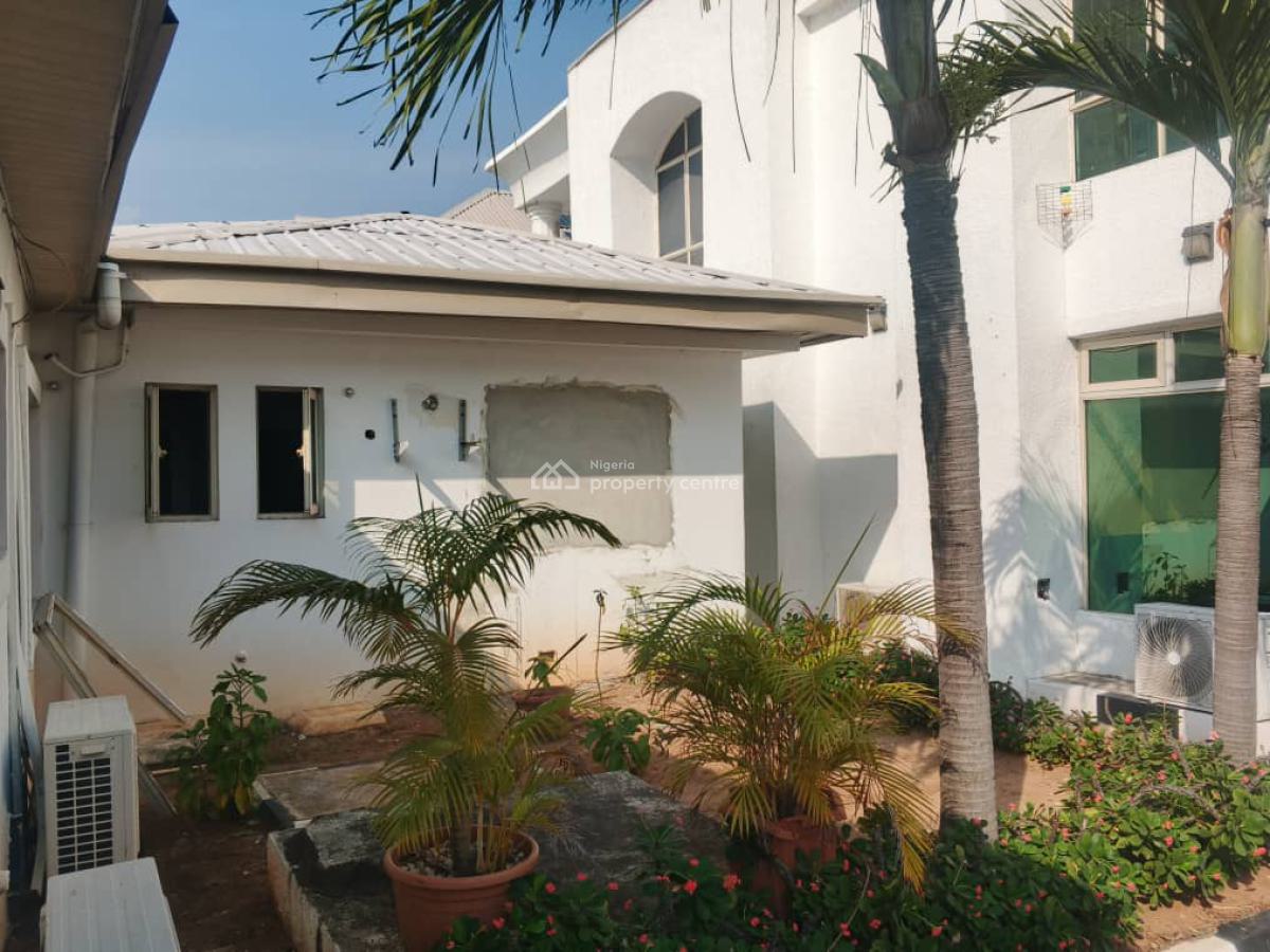 Semi-detached House for Commercial Use, Lekki Phase 1, Lekki, Lagos, Commercial Property for Rent