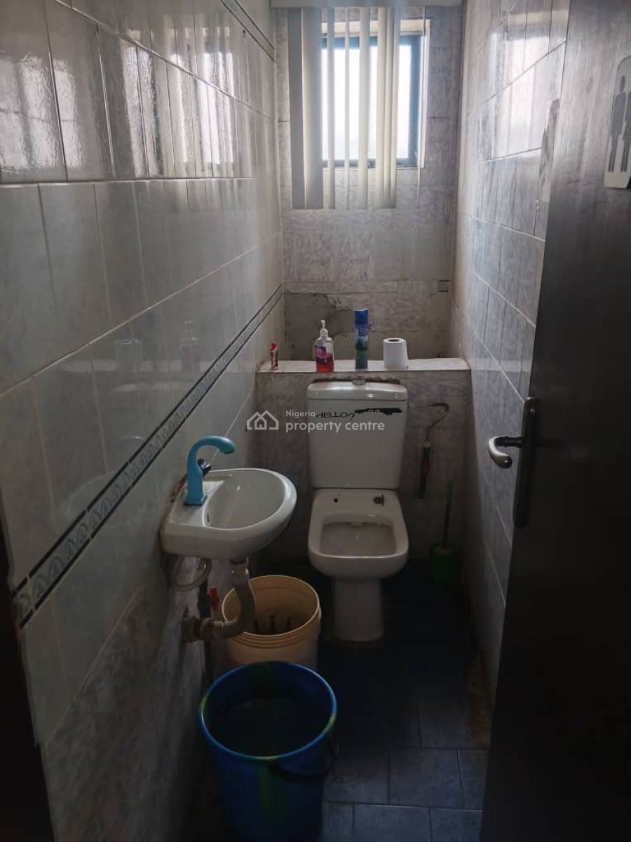 Semi-detached House for Commercial Use, Lekki Phase 1, Lekki, Lagos, Commercial Property for Rent