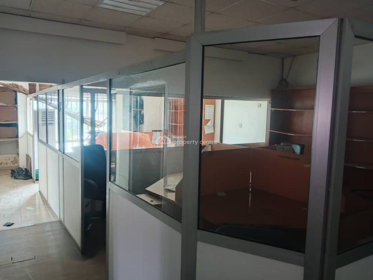 Semi-detached House for Commercial Use, Lekki Phase 1, Lekki, Lagos, Commercial Property for Rent