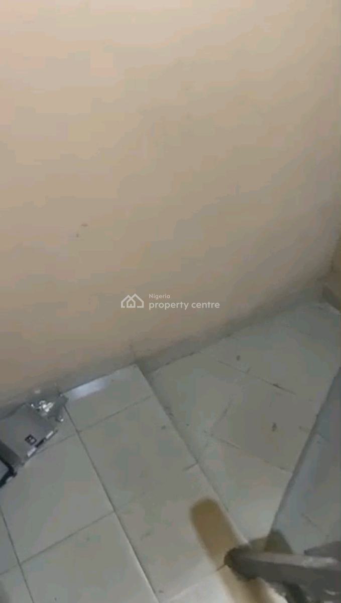 Decent 3 Bedrooms Up Flat 3t 2b All Tled with Pop, Personal Stairway, Medina Estate, Medina, Gbagada, Lagos, Flat / Apartment for Rent