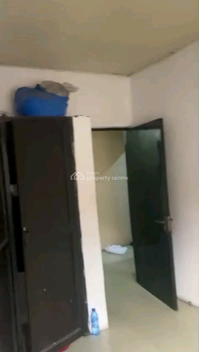 Decent 3 Bedrooms Up Flat 3t 2b All Tled with Pop, Personal Stairway, Medina Estate, Medina, Gbagada, Lagos, Flat / Apartment for Rent