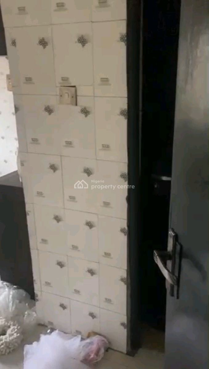 Decent 3 Bedrooms Up Flat 3t 2b All Tled with Pop, Personal Stairway, Medina Estate, Medina, Gbagada, Lagos, Flat / Apartment for Rent