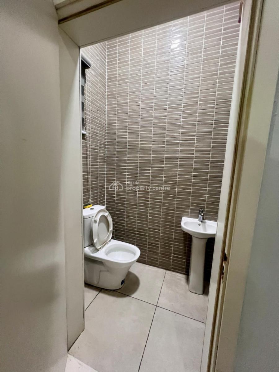 Luxury Spacious 3 Bedroom Townhouse, 24hrs Electricity Backed Up Inverter, Lekki Conservation Center, Lekki, Lagos, House for Rent