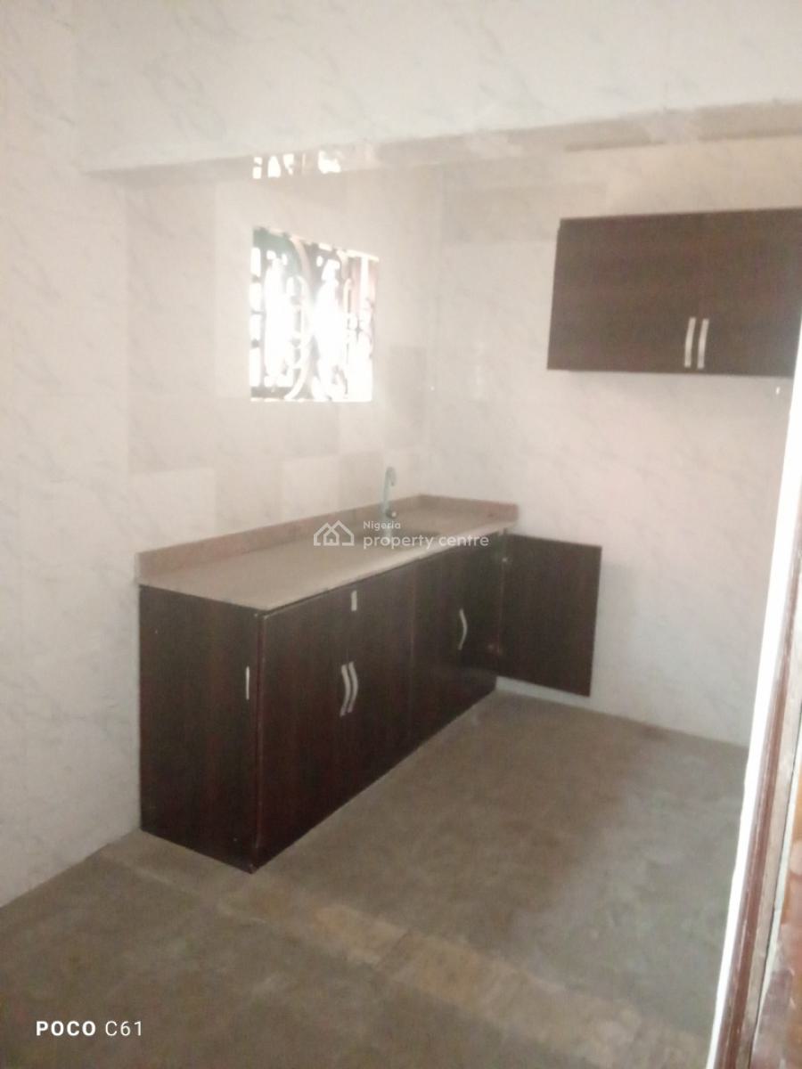 2 Bedroom Flat, Thomas, Ajiwe, Ajah, Lagos, House for Rent