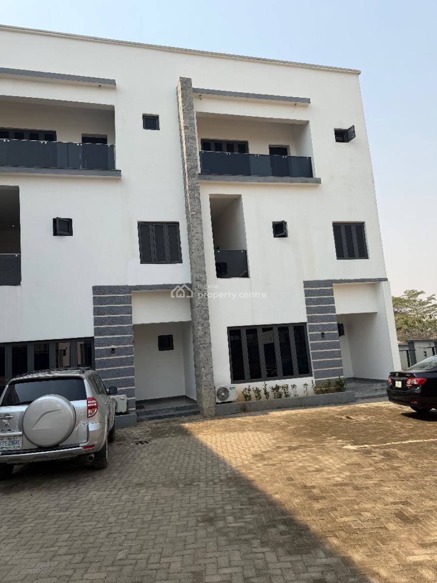 Luxury Brand-new 4-bedroom Duplex with Bq, American International, Durumi, Abuja, Terraced Duplex for Rent