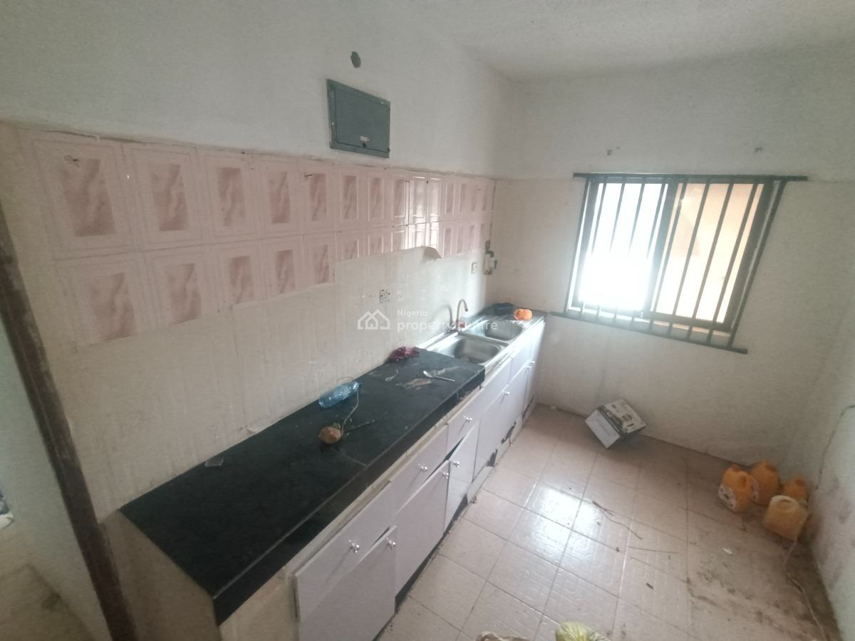 Spacious 1 Bedroom Mini Flat Upstairs, Thomas Estate, Ajah, Lagos, Mini Flat (room and Parlour) for Rent