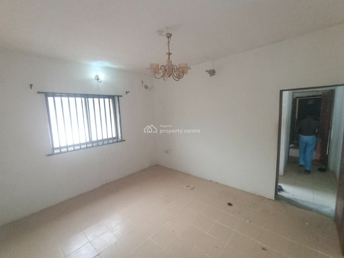 Spacious 1 Bedroom Mini Flat Upstairs, Thomas Estate, Ajah, Lagos, Mini Flat (room and Parlour) for Rent