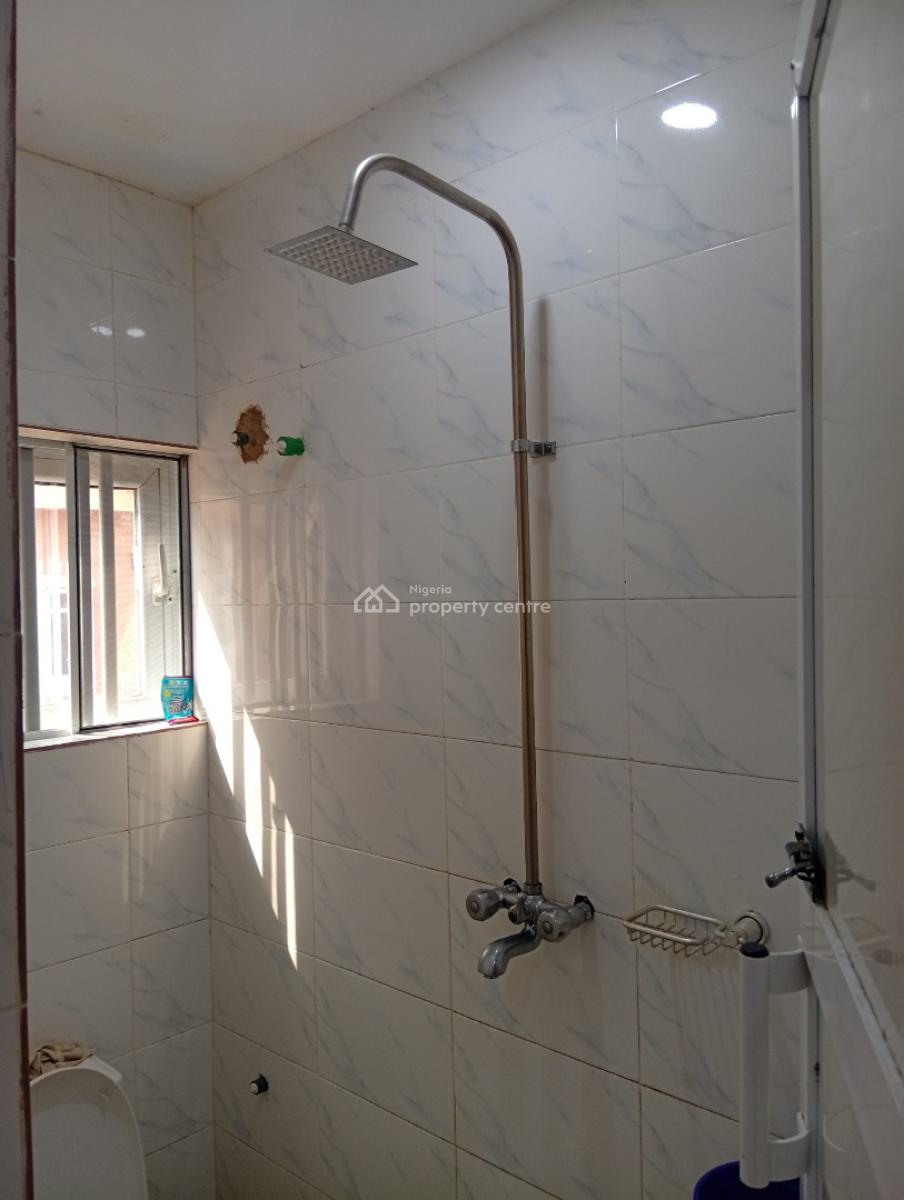a Standard 2 Bedroom with 3 Toilets, Opic Estate Agbara, Agbara-igbesa, Lagos, Flat / Apartment for Rent