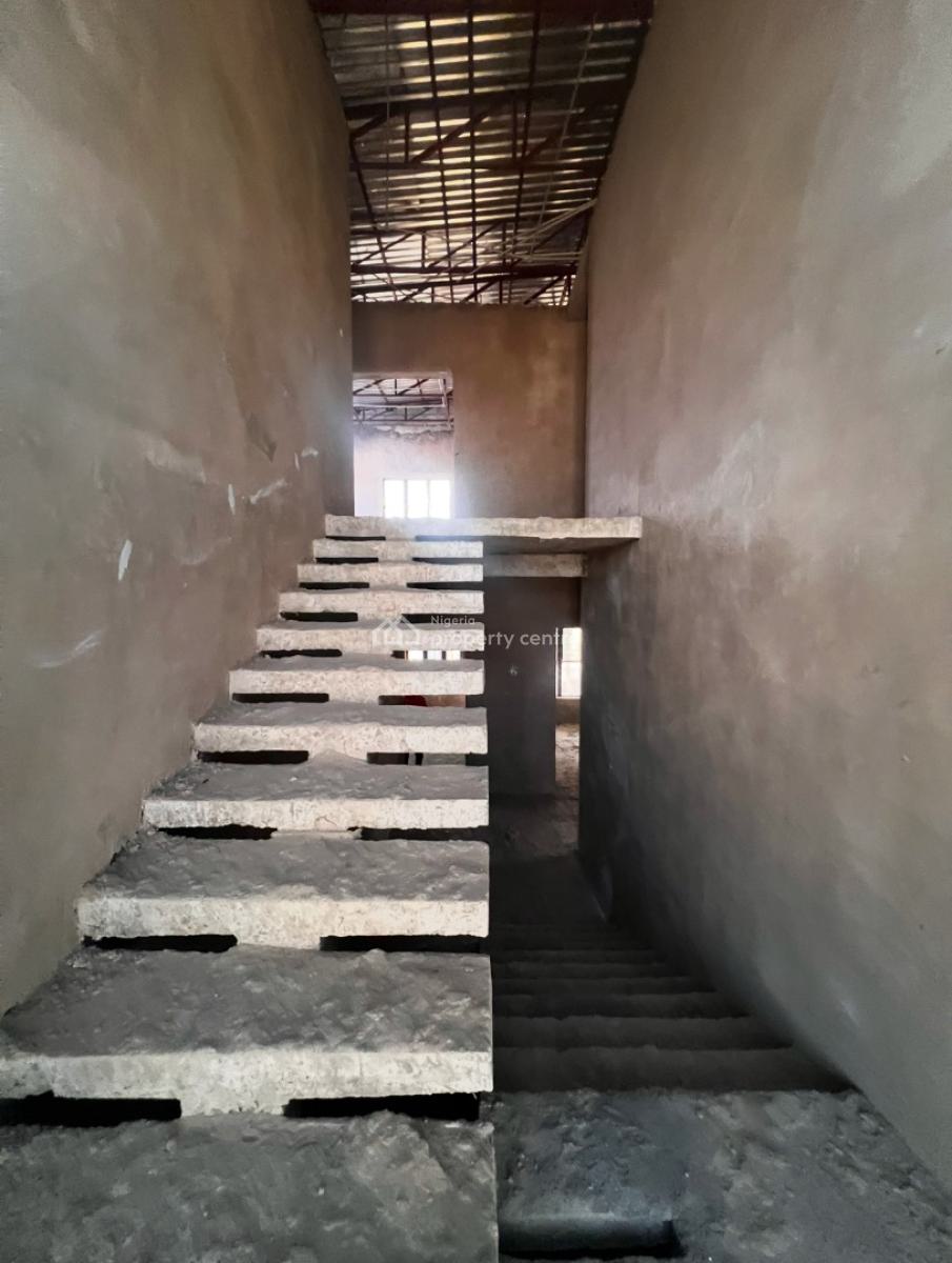 4 Bedrooms Detached Duplex with En-suite Bq, Gaduwa, Abuja, Detached Duplex for Sale