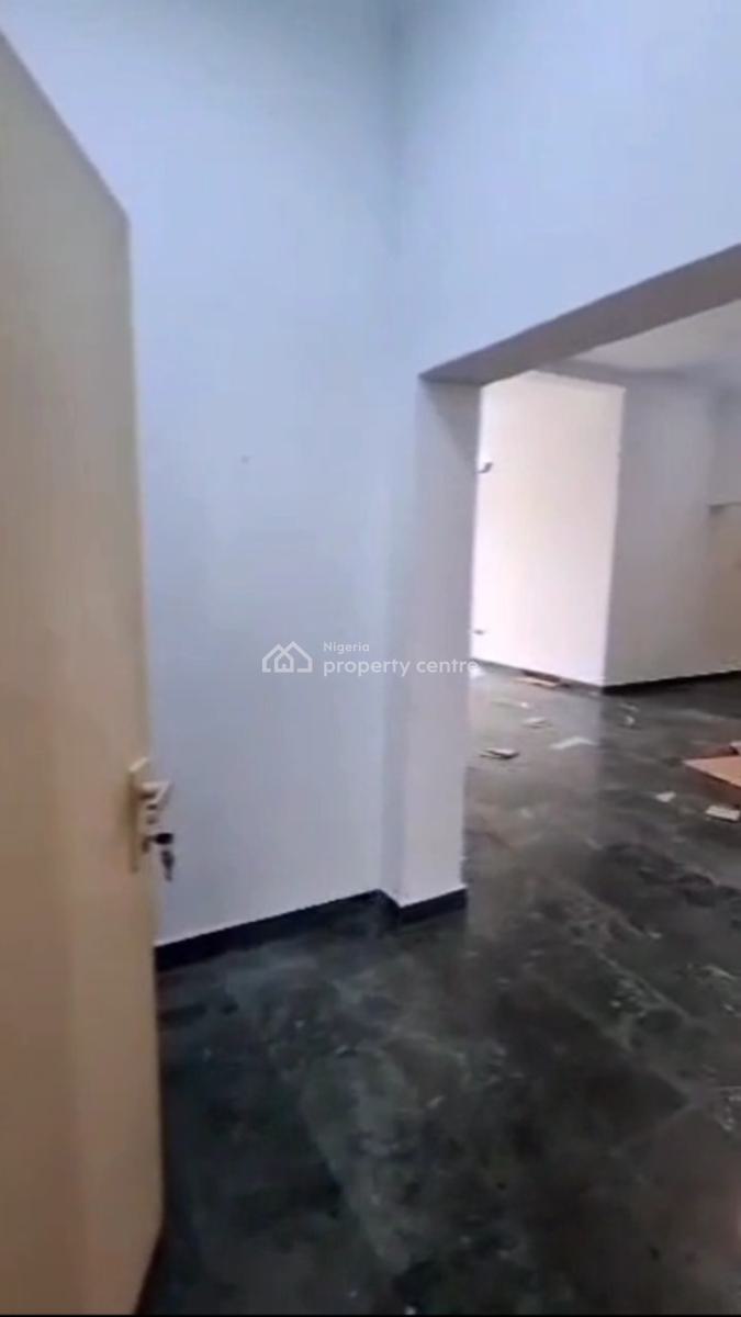 Fully Serviced and Well Maintained 3 Bedroom Apartment with Bq,, Old Ikoyi, Ikoyi, Lagos, Flat / Apartment for Rent