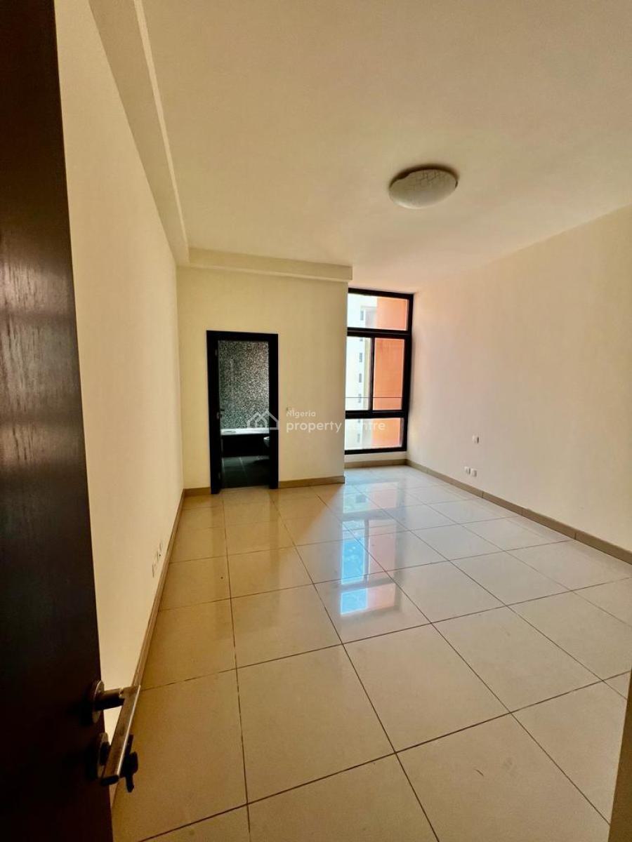4 Bedroom Apartments with a Maids Room, Banana Island, Ikoyi, Lagos, Flat / Apartment for Sale