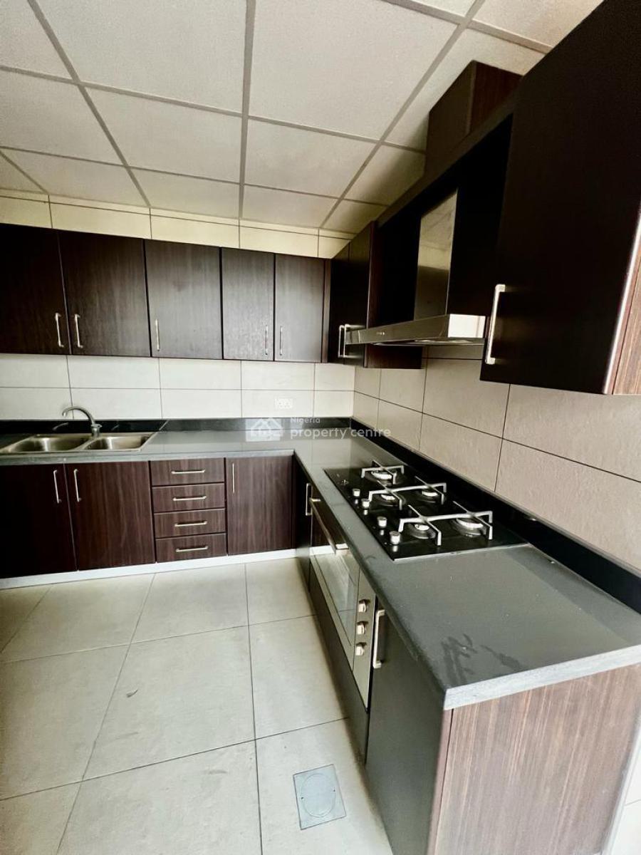4 Bedroom Apartments with a Maids Room, Banana Island, Ikoyi, Lagos, Flat / Apartment for Sale