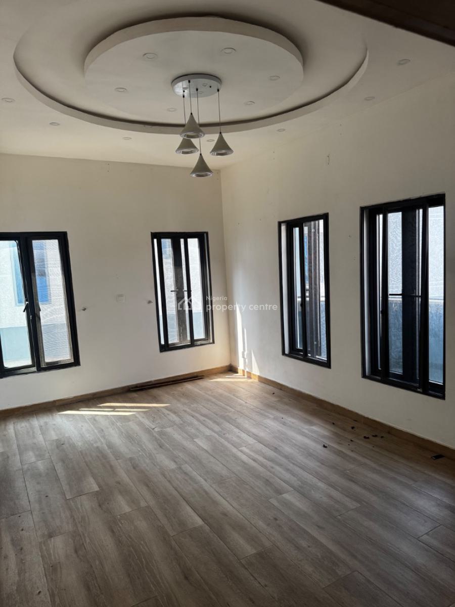 Well Maintained 3-bedroom Apartment with Balcony (upstairs), Orchid Road, Lekki, Lagos, Flat / Apartment for Rent