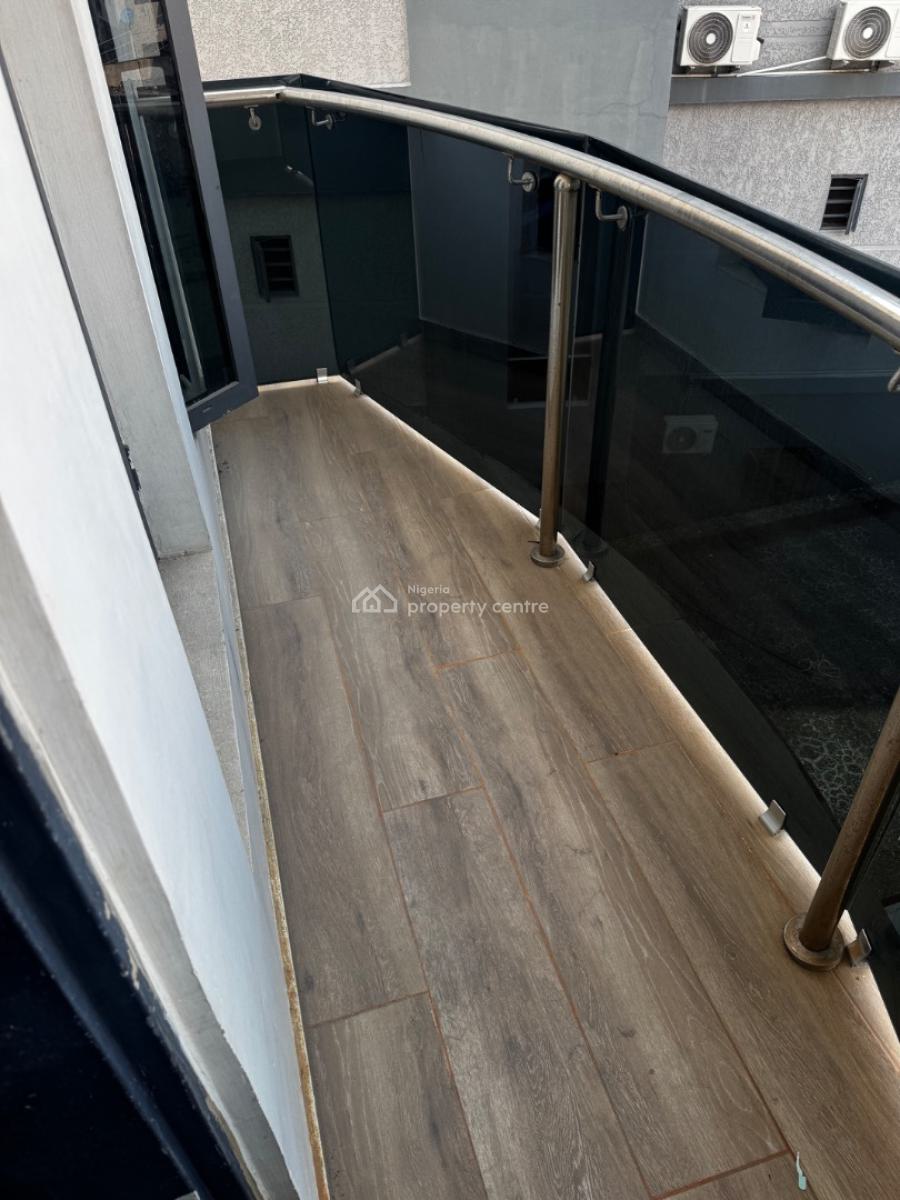 Well Maintained 3-bedroom Apartment with Balcony (upstairs), Orchid Road, Lekki, Lagos, Flat / Apartment for Rent