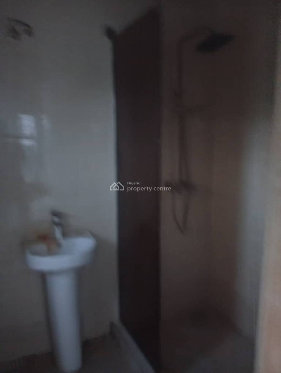 Newly Built 1 Bedrooom Flat, Off Muiz Banire Street, Lekki Phase 2, Lekki, Lagos, Flat / Apartment for Sale