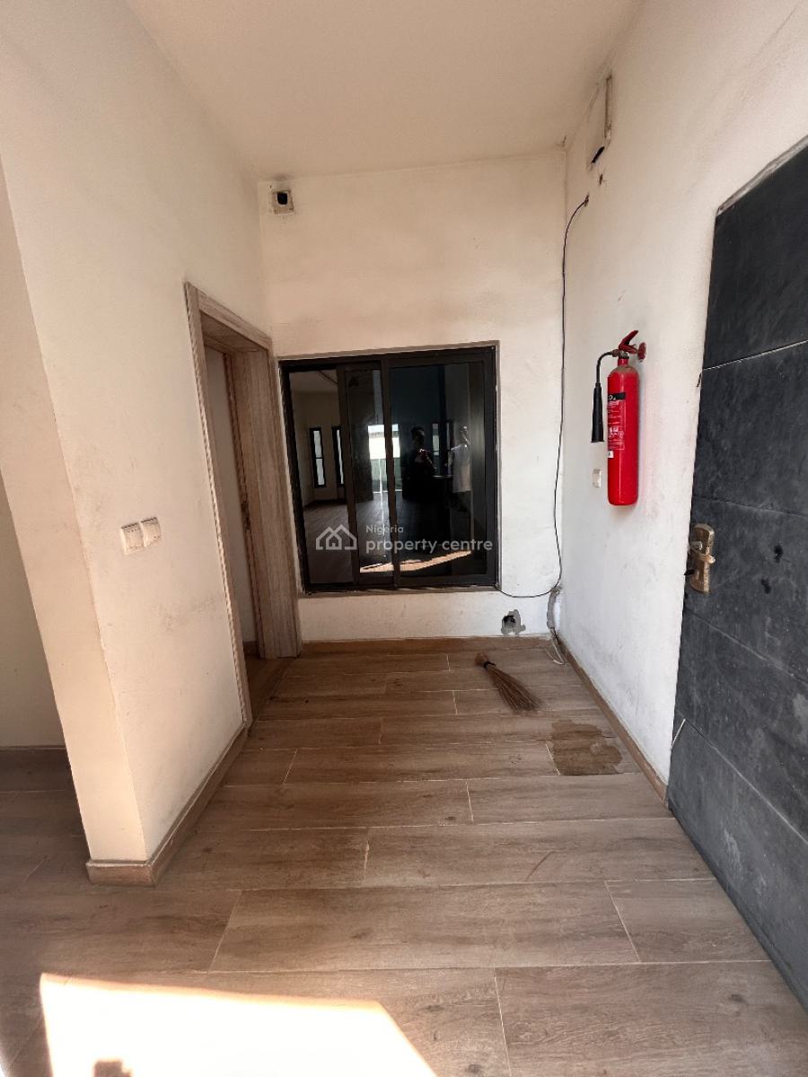 Beautifully Built 3 Bedroom Apartment, 2nd Toll Gate, Lekki, Lagos, Flat / Apartment for Rent