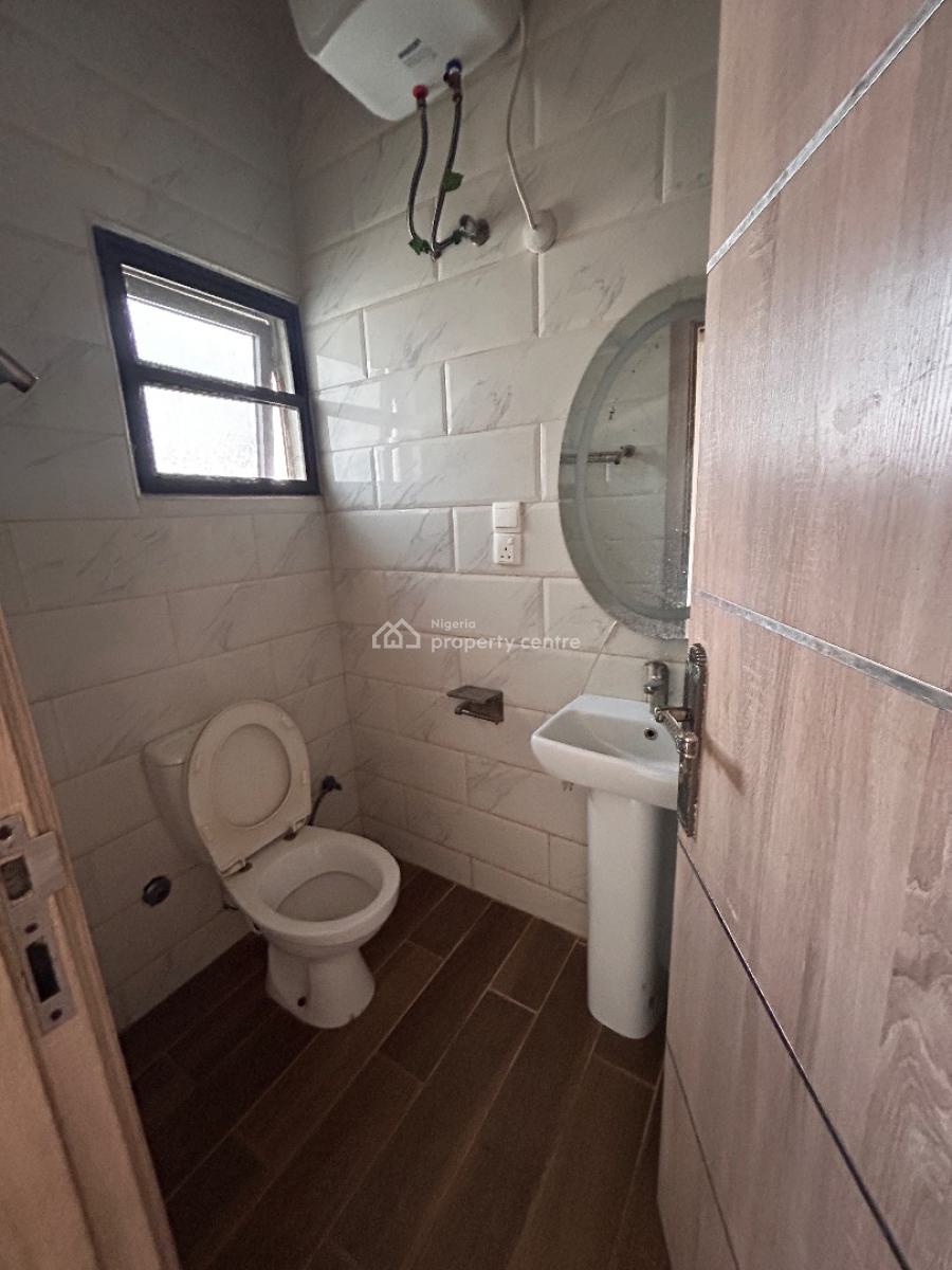 Beautifully Built 3 Bedroom Apartment, 2nd Toll Gate, Lekki, Lagos, Flat / Apartment for Rent