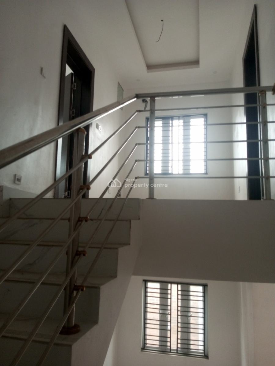 5-bedroom Semi-detached Duplex, Atlantic Layout Estate, Ajiwe, Ajah, Lagos, Semi-detached Duplex for Sale