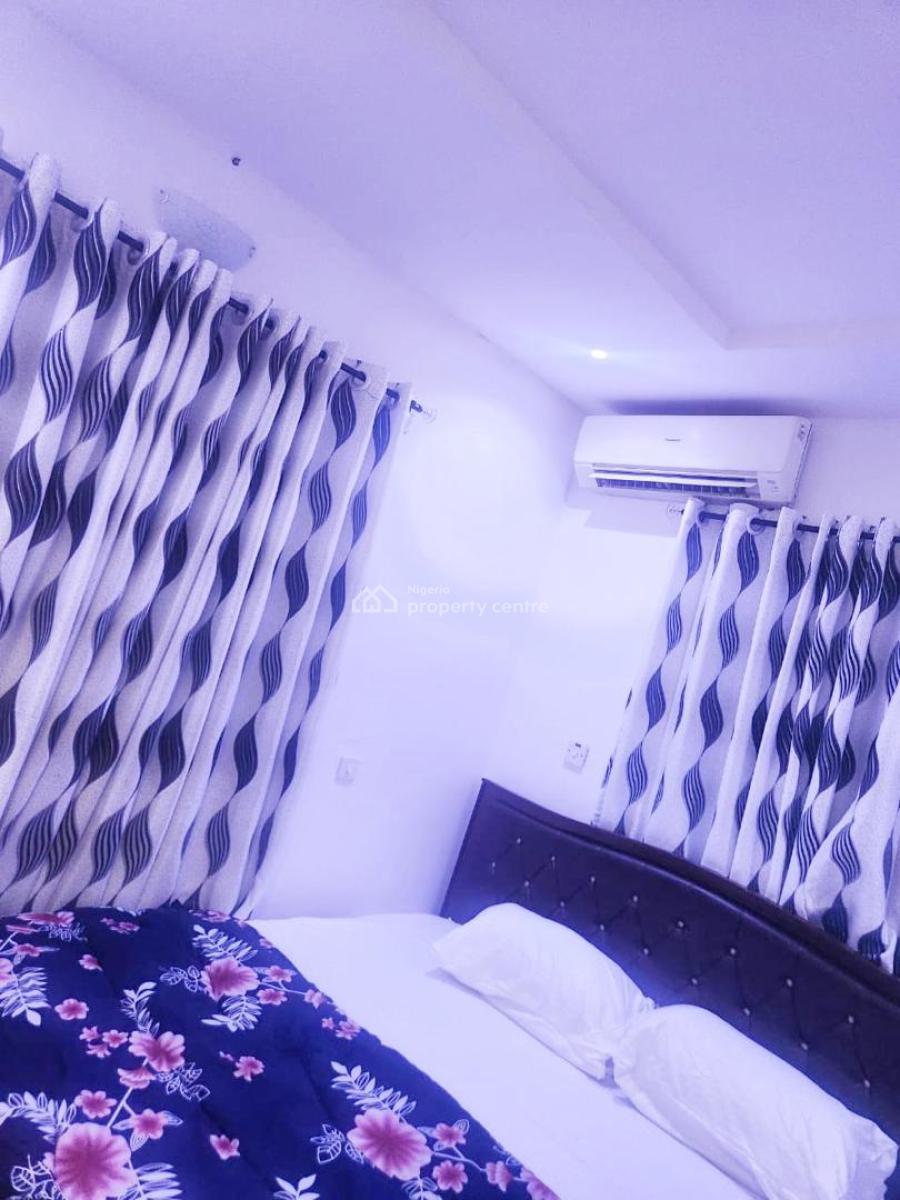 Well Maintained Mini Flat, Gra Phase 2, Magodo, Lagos, Mini Flat (room and Parlour) for Rent