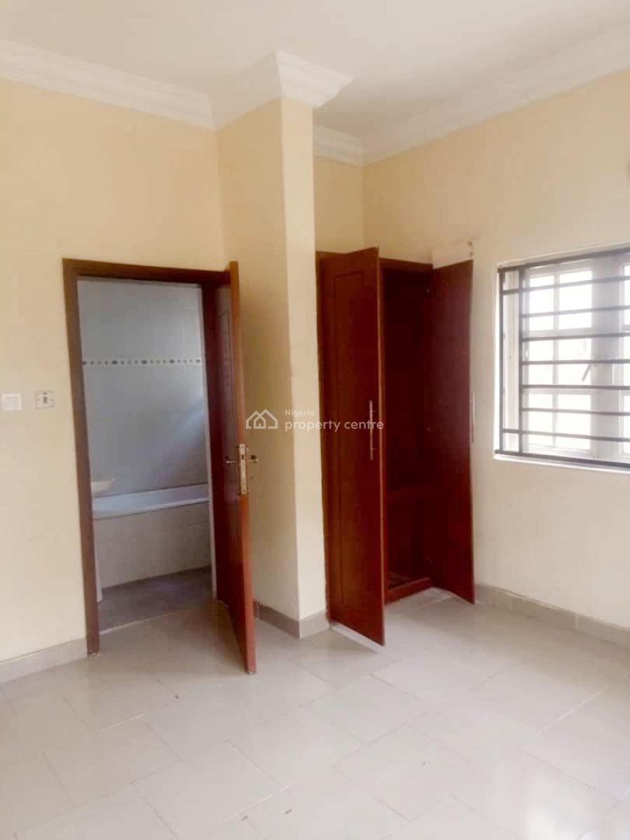 Luxury 4 Bedroom Duplex with Mini Flat Bq + Gate House, Gra Phase 2, Magodo, Lagos, Semi-detached Duplex for Rent