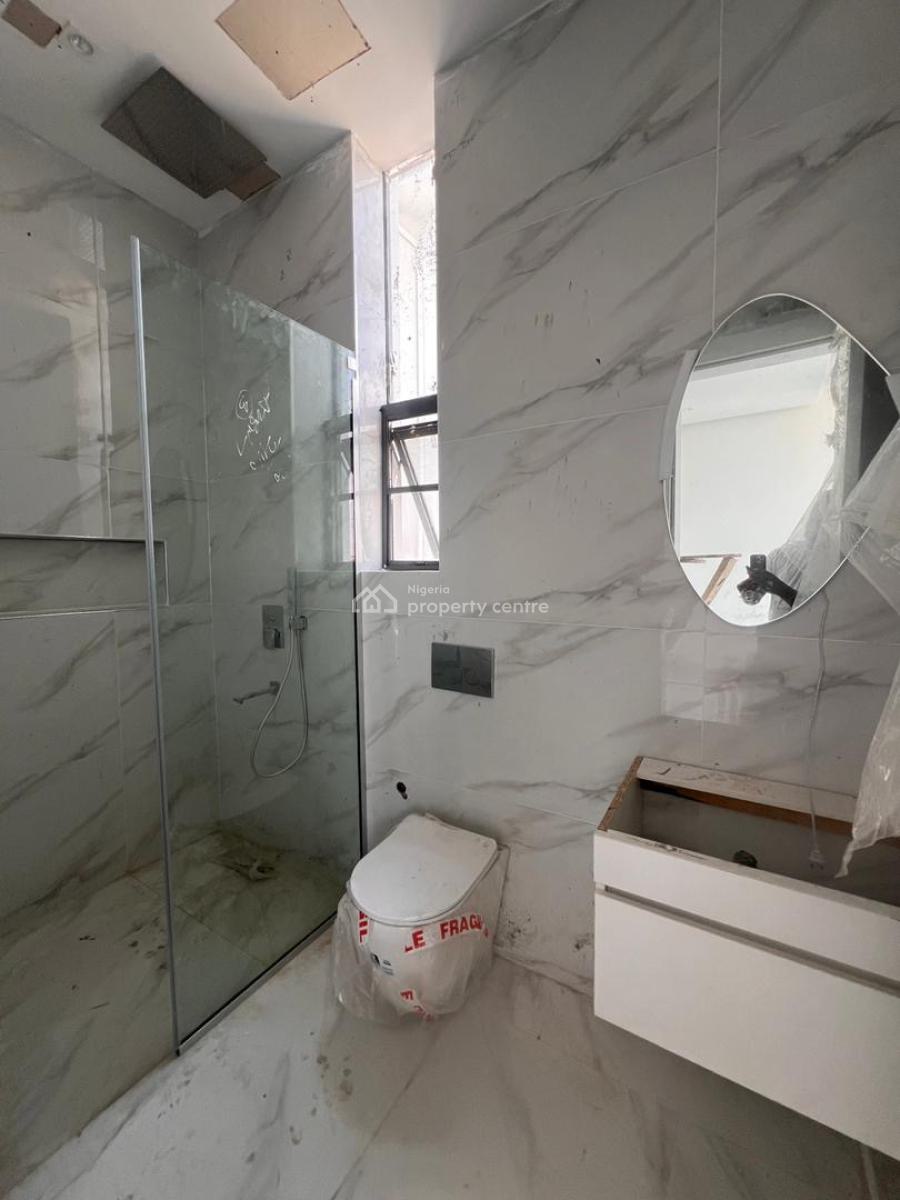 Very Spacious and Modern 2-bedroom Apartment, Lekki Phase 1, Lekki, Lagos, Block of Flats for Sale