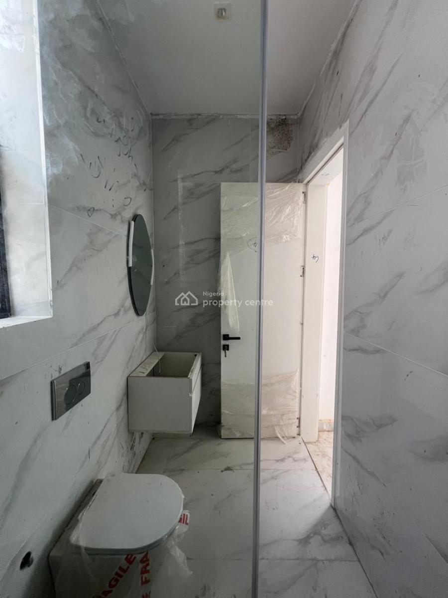 Very Spacious and Modern 2-bedroom Apartment, Lekki Phase 1, Lekki, Lagos, Block of Flats for Sale