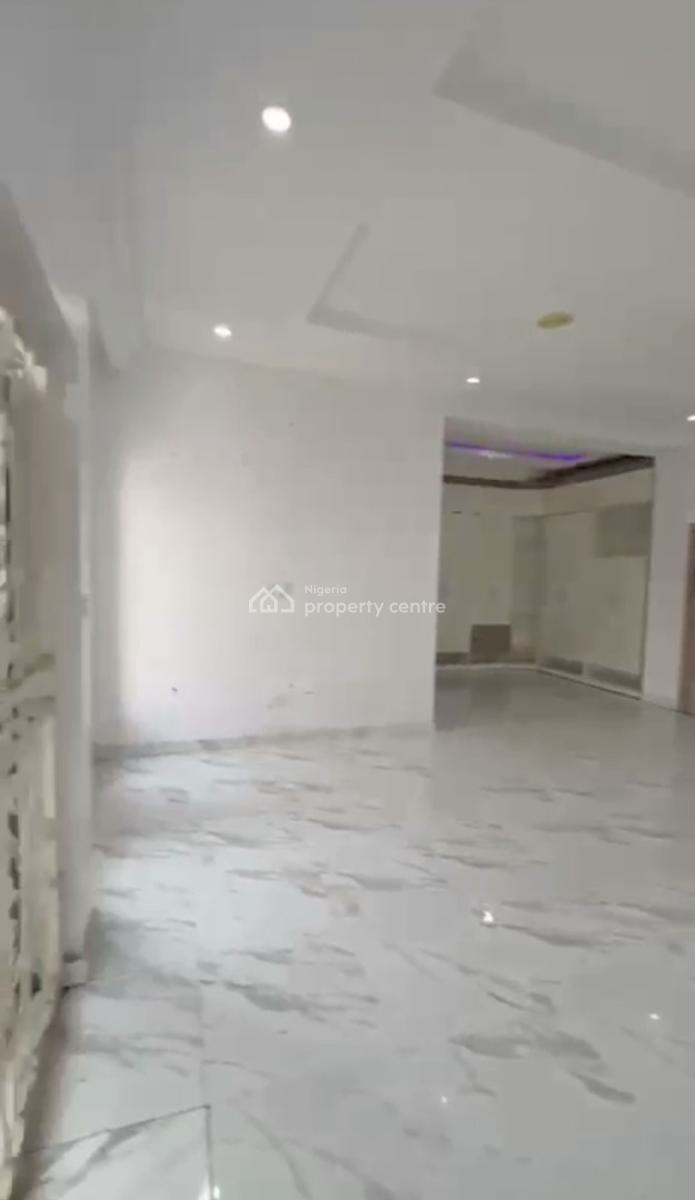 Commercial Space in a Very Busy and Secured Estate, Ikota, Lekki, Lagos, Shop for Rent