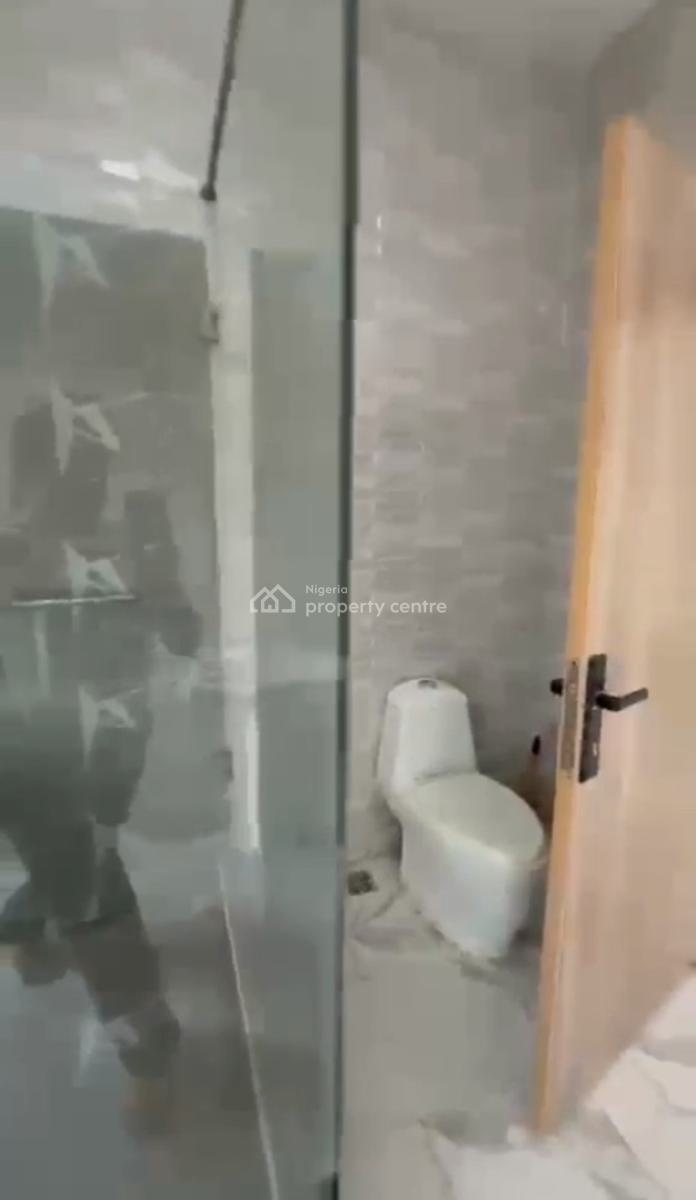 Commercial Space in a Very Busy and Secured Estate, Ikota, Lekki, Lagos, Shop for Rent