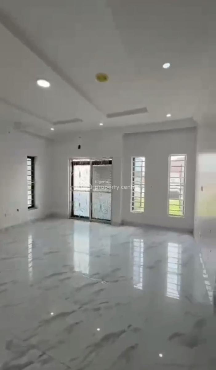 Commercial Space in a Very Busy and Secured Estate, Ikota, Lekki, Lagos, Shop for Rent