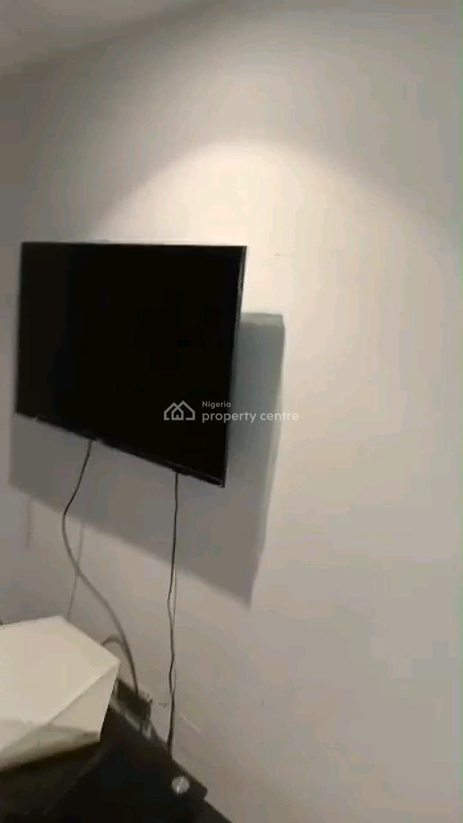 Well Finished Furnished 3 Bedroom Apartment, Obanikoro, Shomolu, Lagos, Flat / Apartment for Rent