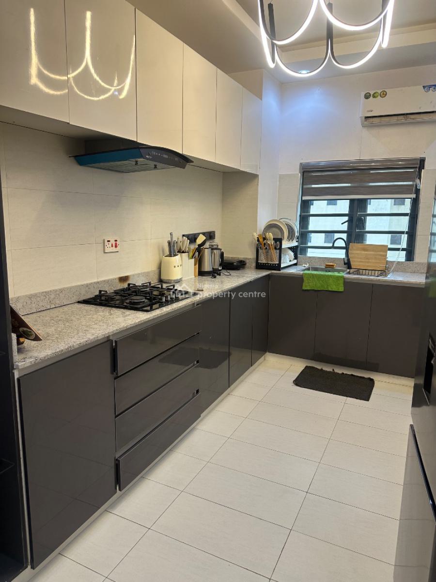 Furnished Two Bedroom Flat, 24 Hours Light, Lekki Right, Lekki Phase 1, Lekki, Lagos, Flat / Apartment for Rent