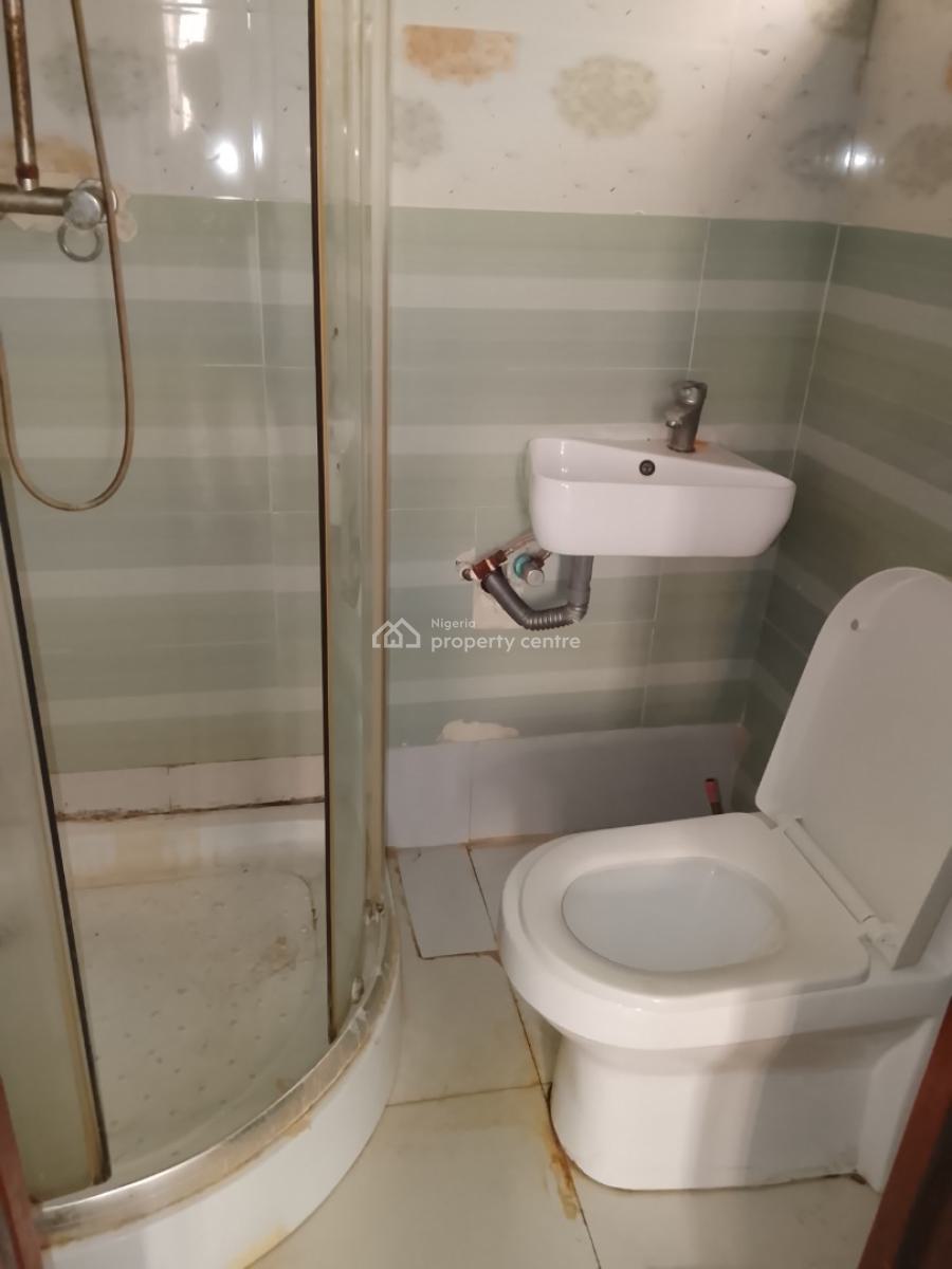 Well-maintained 4-bedroom Semi Detached Duplex in a Nice Estate, Silicon Vale Estate, Ologolo, Lekki, Lagos, Semi-detached Duplex for Rent