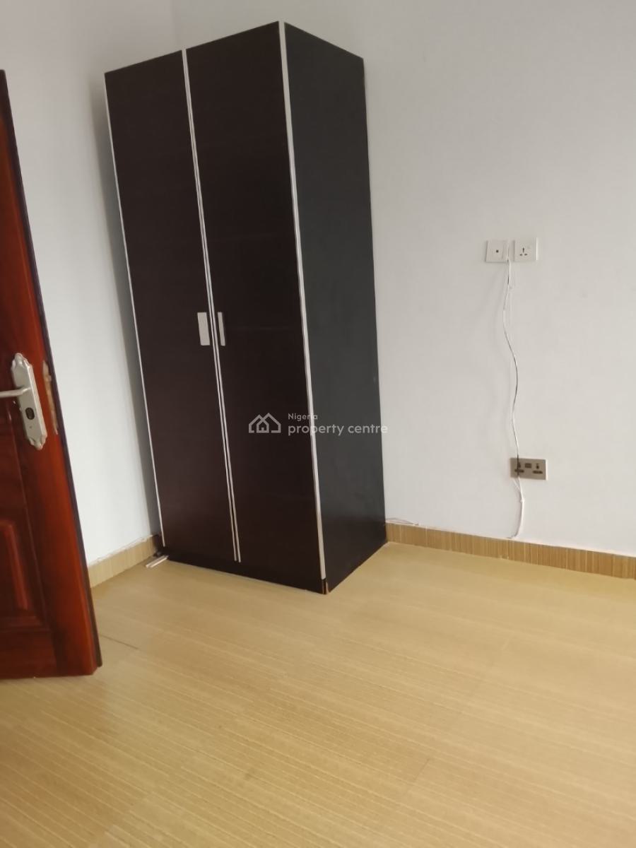 Well-maintained 4-bedroom Semi Detached Duplex in a Nice Estate, Silicon Vale Estate, Ologolo, Lekki, Lagos, Semi-detached Duplex for Rent