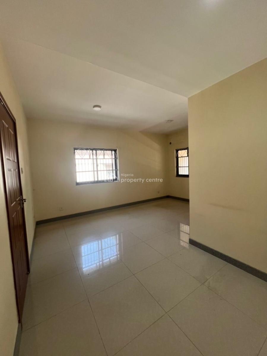 Ready to Move in 5 Bedrooms Duplex with Containerized Warehouse, Off Ademola Adetokunbo Crescent, Wuse 2, Abuja, Commercial Property for Rent